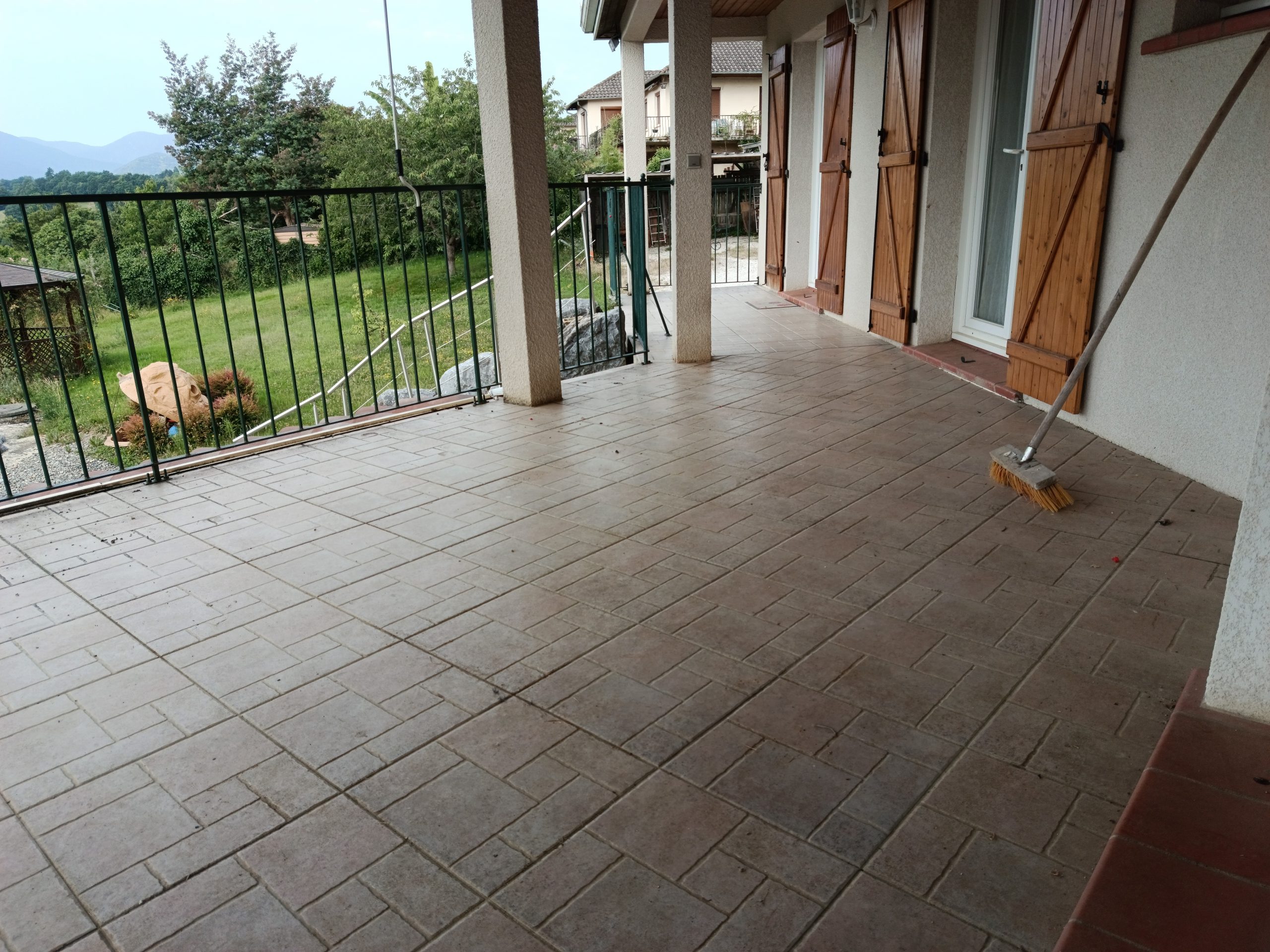 Avant — Terrasse — nettoyage haute pression